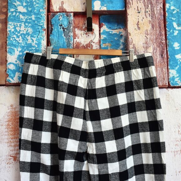 Men's Old Navy Straight Flannel Pajama Sleep Pants XXLARGE Black Buffalo Plaid - Picture 7 of 10